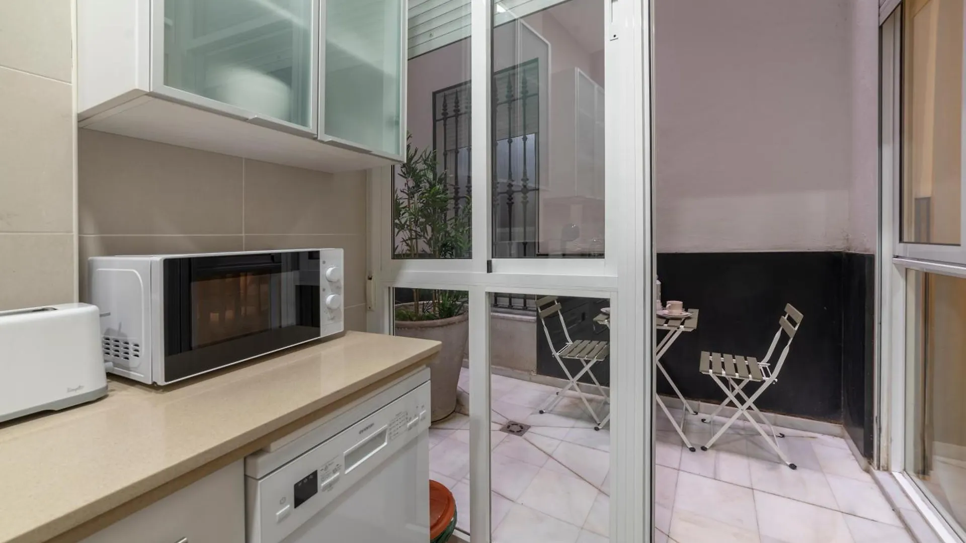 Appartamento Zaragoza 66, By Homing U Siviglia